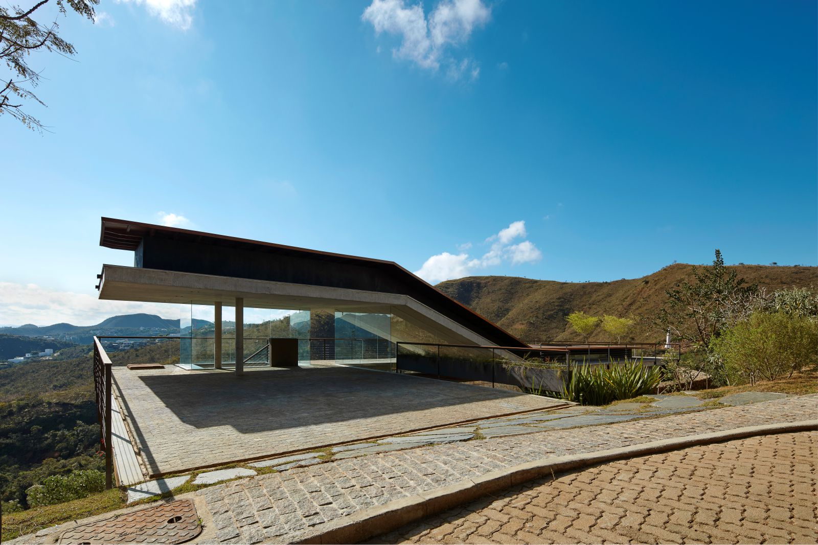Inclined Slab House