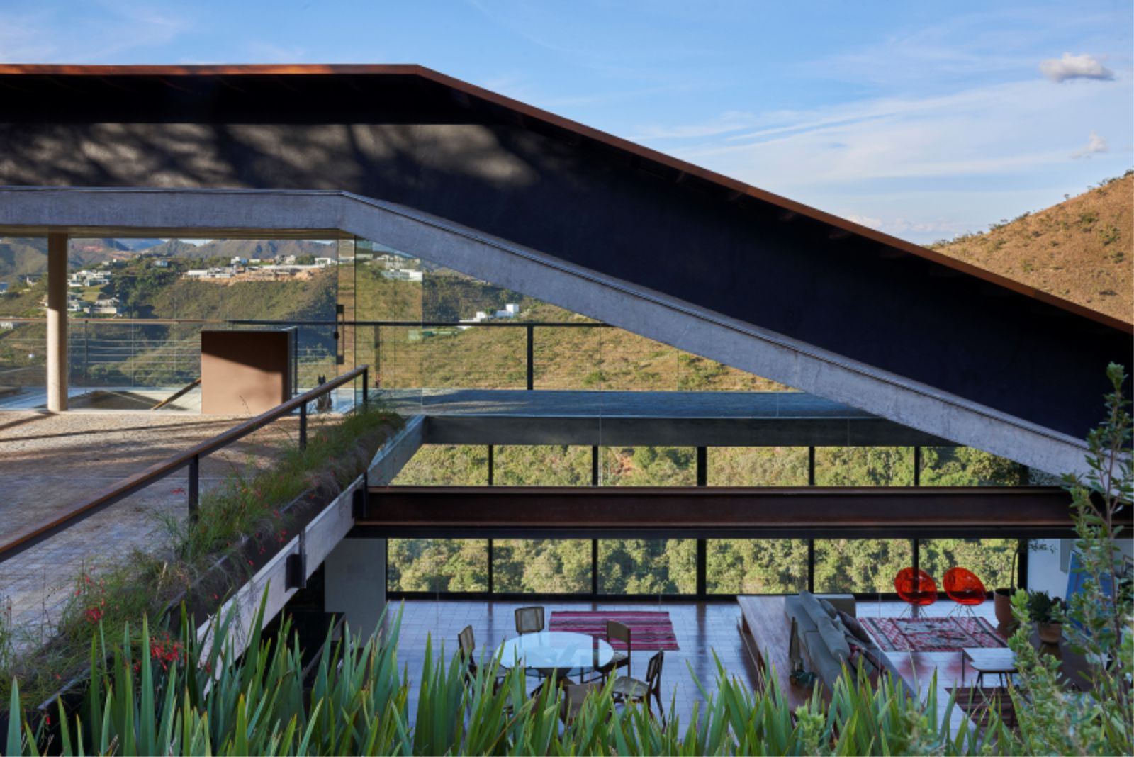 Inclined Slab House