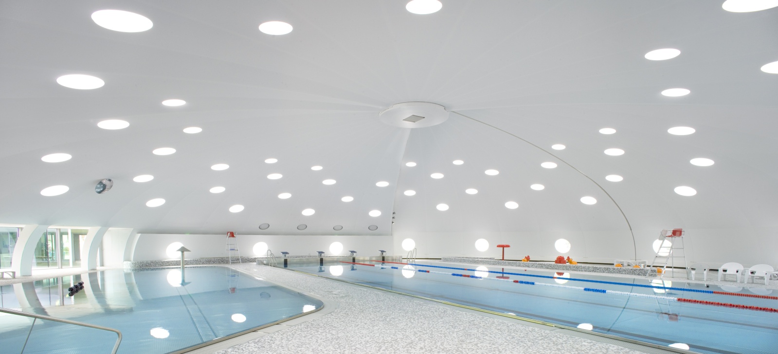 Tournesol swimming pool