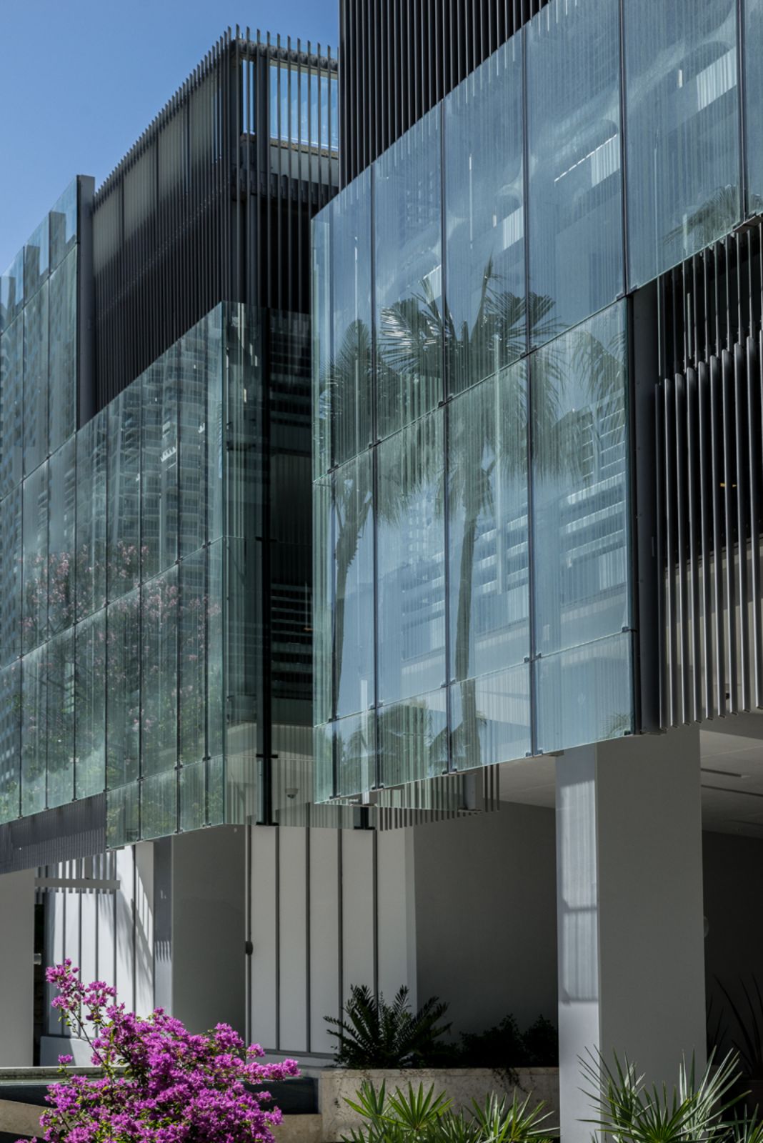 GLASS-Miami-Beach-by-Rene-Gonzalez-Architect-19 – aasarchitecture