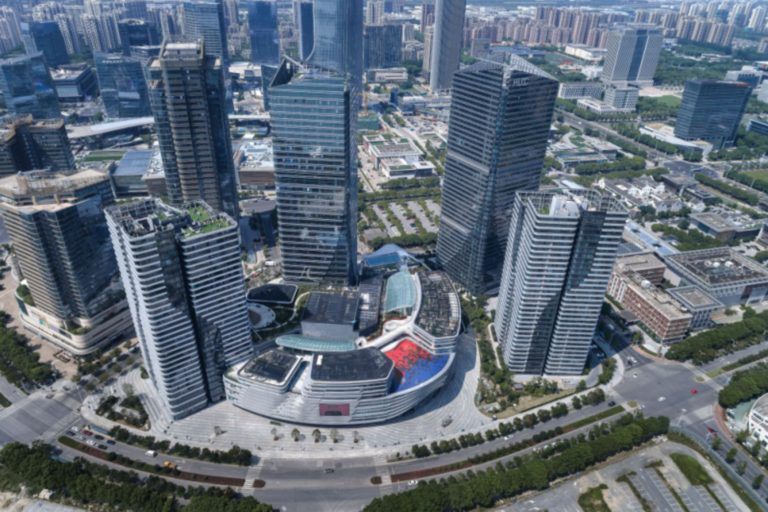 Hong Leong City Center in Suzhou by Aedas recently opens ...