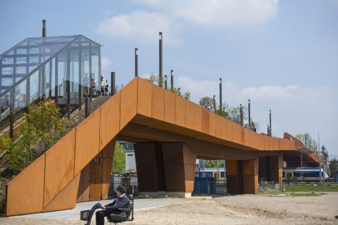 Paleisbrug pedestrian and cycle bridge