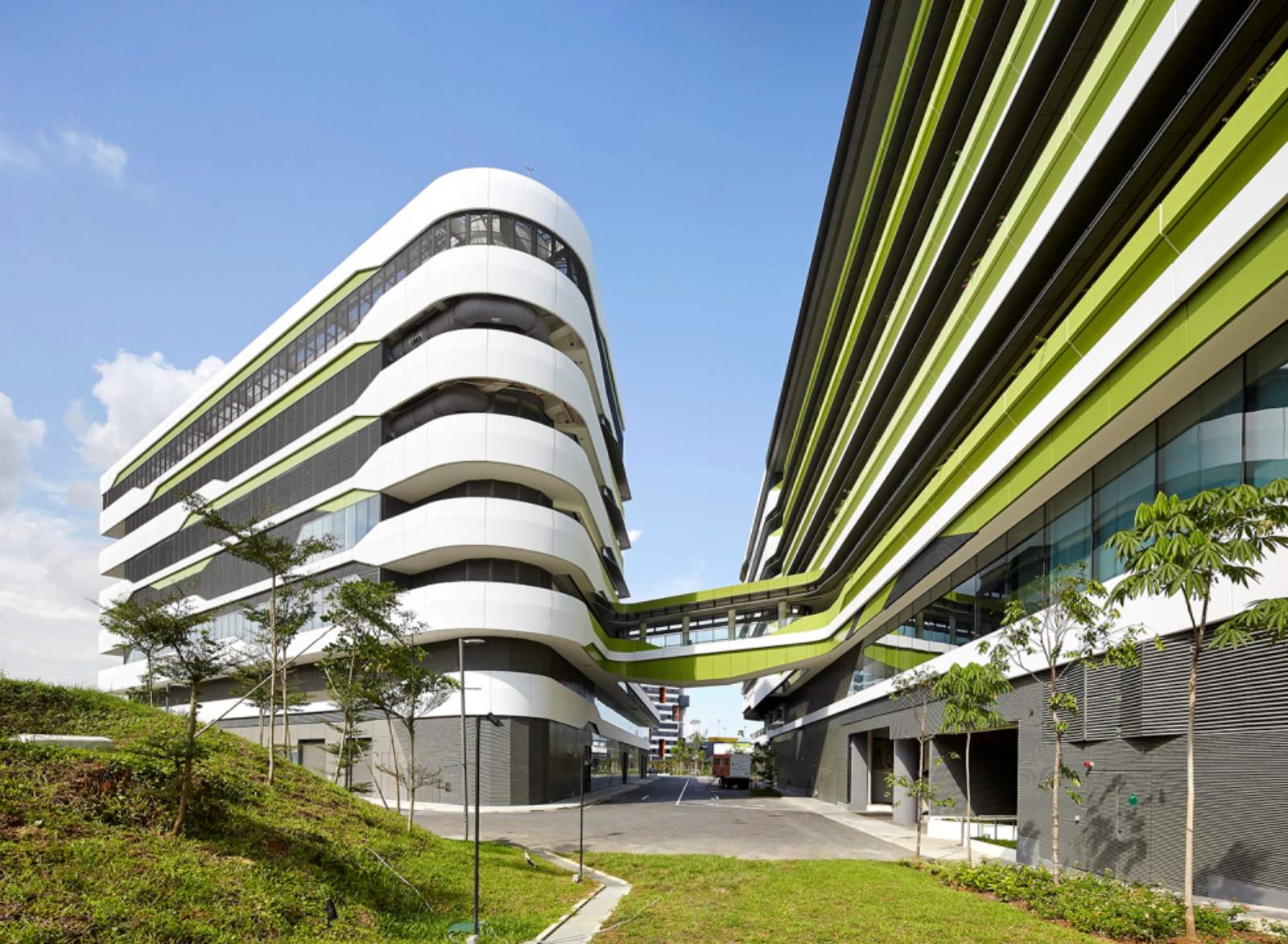 Singapore University Of Technology And Design By UNStudio DP Architects 02 